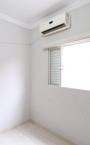 Casa para alugar com 184m², 3 quartos e 2 vagasQuarto 2
