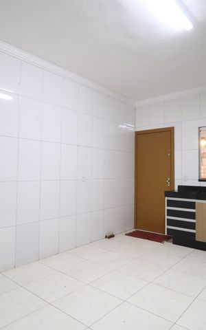 Casa para alugar com 184m², 3 quartos e 2 vagasCozinha