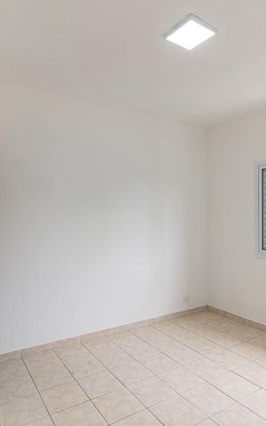Casa para alugar com 112m², 3 quartos e 4 vagas Casa para alugar com 112m², 3 quartos e 4 vagasSuíte