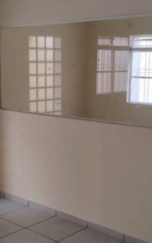 Casa à venda com 220m², 4 quartos e 7 vagas