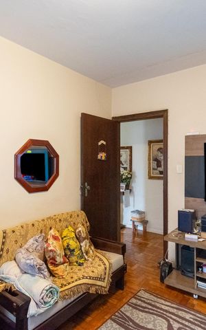 Casa à venda com 174m², 3 quartos e 2 vagas Casa à venda com 174m², 3 quartos e 2 vagasQuarto 2