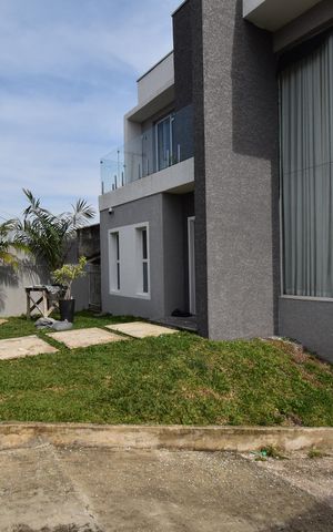 Casa à venda com 315m², 4 quartos e 6 vagasQuintal