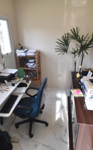 Casa à venda com 315m², 4 quartos e 6 vagasEscritório