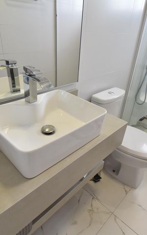 Casa à venda com 315m², 4 quartos e 6 vagasBanheiro Social 2