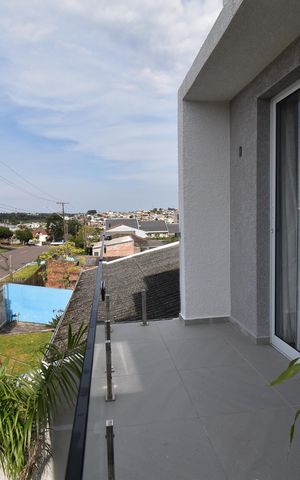 Casa à venda com 315m², 4 quartos e 6 vagasVaranda da Suíte
