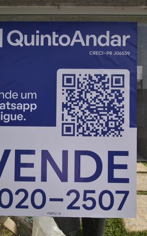 Casa à venda com 315m², 4 quartos e 6 vagasPlaca