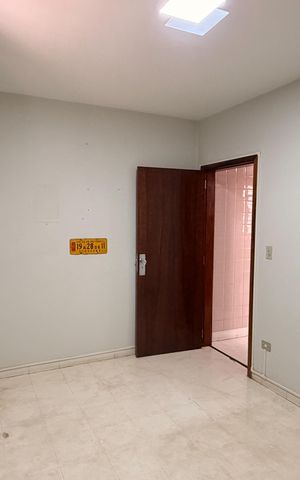 Casa para alugar com 323m², 5 quartos e 4 vagas Casa para alugar com 323m², 5 quartos e 4 vagasQuarto 3