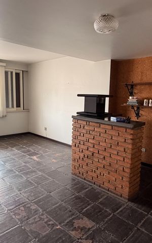 Casa para alugar com 323m², 5 quartos e 4 vagas Casa para alugar com 323m², 5 quartos e 4 vagasSala 2