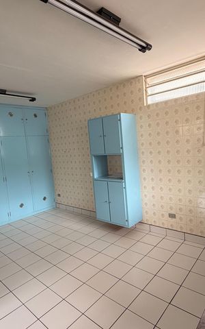 Casa para alugar com 323m², 5 quartos e 4 vagas Casa para alugar com 323m², 5 quartos e 4 vagasCozinha