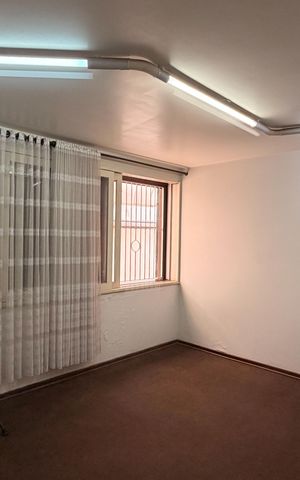 Casa para alugar com 323m², 5 quartos e 4 vagas Casa para alugar com 323m², 5 quartos e 4 vagasSuíte 2