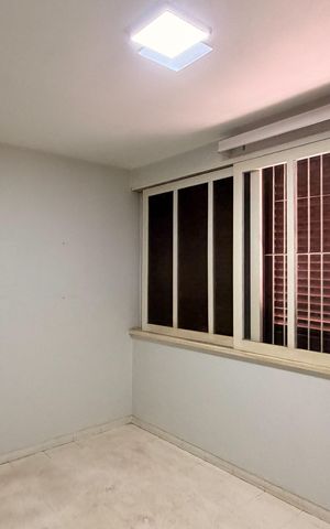 Casa para alugar com 323m², 5 quartos e 4 vagas Casa para alugar com 323m², 5 quartos e 4 vagasQuarto 3