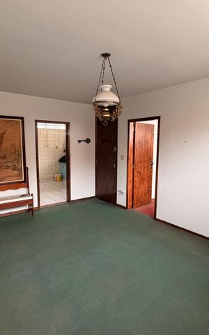 Casa para alugar com 323m², 5 quartos e 4 vagas Casa para alugar com 323m², 5 quartos e 4 vagasSala de Jantar