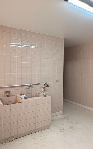 Casa para alugar com 323m², 5 quartos e 4 vagas Casa para alugar com 323m², 5 quartos e 4 vagasÁrea de serviço