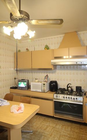 Casa para alugar com 318m², 3 quartos e 2 vagasBanheiro