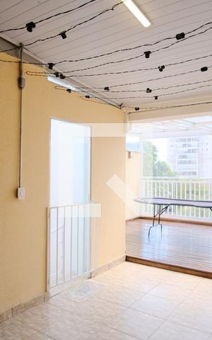 Casa de condomínio à venda com 70m², 2 quartos e 1 vaga Casa de condomínio à venda com 70m², 2 quartos e 1 vagaEspaço Gourmet