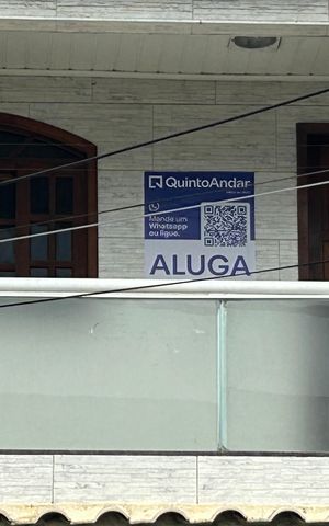 Casa para alugar com 75m², 2 quartos e sem vagaFachada + placa