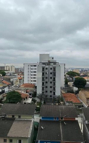 Apartamento à venda com 108m², 3 quartos e 5 vagas Apartamento à venda com 108m², 3 quartos e 5 vagasVista