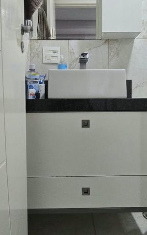 Apartamento à venda com 108m², 3 quartos e 5 vagas Apartamento à venda com 108m², 3 quartos e 5 vagasBanheiro Social