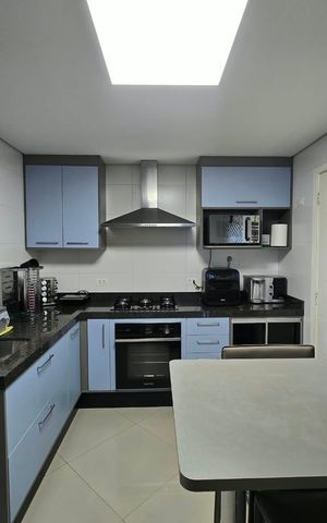 Apartamento à venda com 108m², 3 quartos e 5 vagas Apartamento à venda com 108m², 3 quartos e 5 vagasCozinha