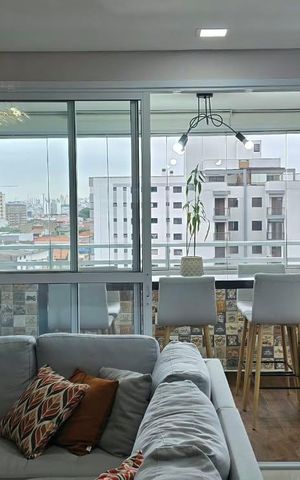 Apartamento à venda com 108m², 3 quartos e 5 vagas Apartamento à venda com 108m², 3 quartos e 5 vagasSala