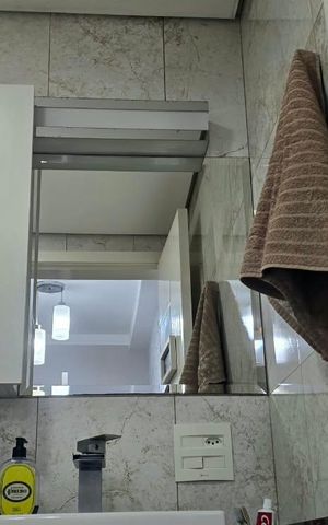 Apartamento à venda com 108m², 3 quartos e 5 vagas Apartamento à venda com 108m², 3 quartos e 5 vagasBanheiro da Suíte