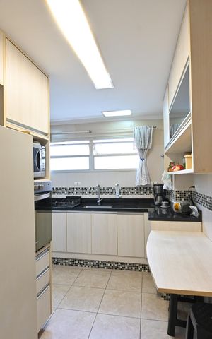 Apartamento à venda com 76m², 2 quartos e 1 vagaCozinha