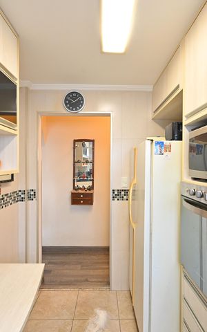 Apartamento à venda com 76m², 2 quartos e 1 vagaCozinha