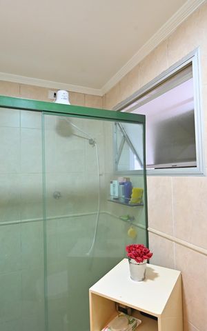 Apartamento à venda com 76m², 2 quartos e 1 vagaBanheiro Social