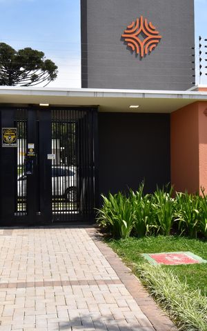 Apartamento para alugar com 51m², 2 quartos e 1 vagaFachada do condomínio