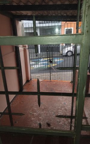 Casa à venda com 87m², 3 quartos e 1 vaga Casa à venda com 87m², 3 quartos e 1 vagaSala