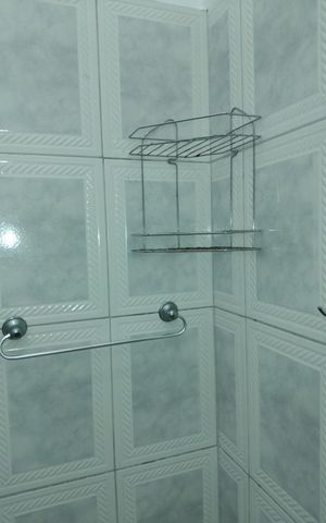Casa à venda com 87m², 3 quartos e 1 vaga Casa à venda com 87m², 3 quartos e 1 vagaBanheiro 1