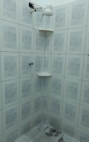 Casa à venda com 87m², 3 quartos e 1 vaga Casa à venda com 87m², 3 quartos e 1 vagaBanheiro 1