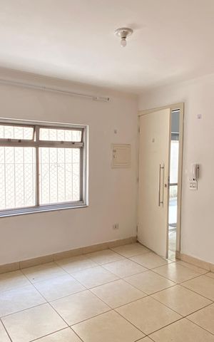 Apartamento para alugar com 56m², 2 quartos e sem vaga Apartamento para alugar com 56m², 2 quartos e sem vagaSala