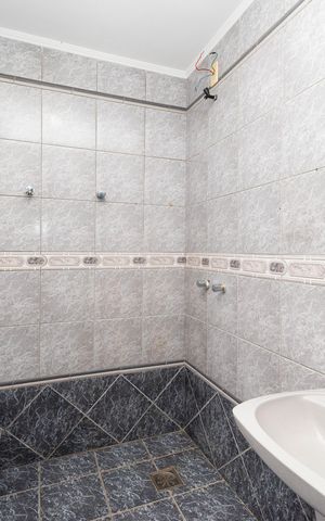 Casa para alugar com 380m², 3 quartos e 2 vagas Casa para alugar com 380m², 3 quartos e 2 vagasBanheiro 1