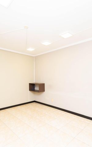 Casa para alugar com 380m², 3 quartos e 2 vagas Casa para alugar com 380m², 3 quartos e 2 vagasQuarto 1