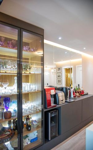 Apartamento à venda com 121m², 3 quartos e 3 vagas Apartamento à venda com 121m², 3 quartos e 3 vagasSala