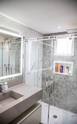 Apartamento à venda com 121m², 3 quartos e 3 vagas Apartamento à venda com 121m², 3 quartos e 3 vagasBanheiro 1
