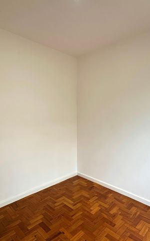Apartamento para alugar com 68m², 2 quartos e sem vaga