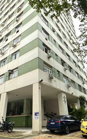 Apartamento para alugar com 68m², 2 quartos e sem vaga