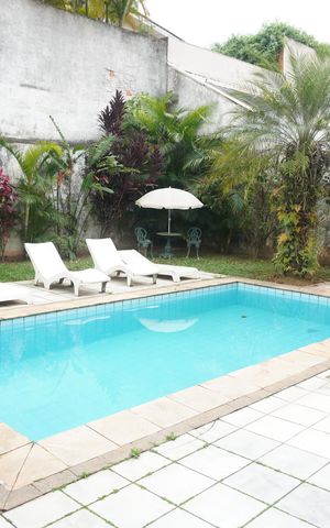 Casa de condomínio à venda com 360m², 2 quartos e 4 vagasPiscina