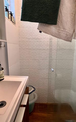 Apartamento à venda com 210m², 4 quartos e 1 vaga Apartamento à venda com 210m², 4 quartos e 1 vagaBanheiro de serviço