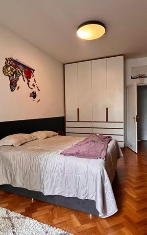 Apartamento à venda com 210m², 4 quartos e 1 vaga Apartamento à venda com 210m², 4 quartos e 1 vagaQuarto