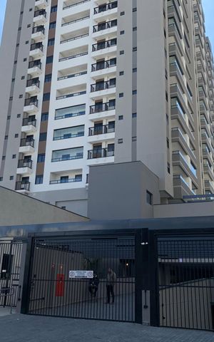 Apartamento à venda com 54m², 2 quartos e 1 vagaFachada e Portaria 