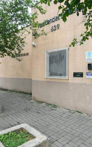 Casa de condomínio à venda com 55m², 2 quartos e 1 vaga Casa de condomínio à venda com 55m², 2 quartos e 1 vagaFachada