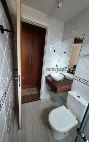Apartamento à venda com 45m², 1 quarto e 1 vaga Apartamento à venda com 45m², 1 quarto e 1 vagaBanheiro social