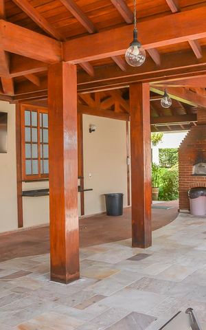 Casa de condomínio para alugar com 120m², 4 quartos e 2 vagas Casa de condomínio para alugar com 120m², 4 quartos e 2 vagasÁrea comum - Churrasqueira
