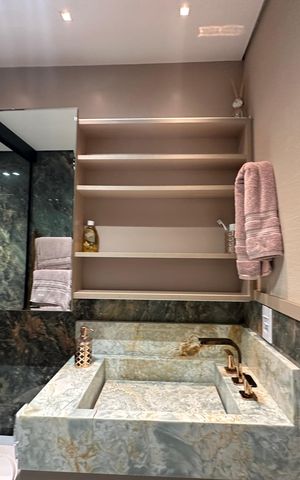 Apartamento para alugar com 88m², 2 quartos e 3 vagas Apartamento para alugar com 88m², 2 quartos e 3 vagasBanheiro da Suíte