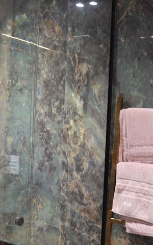 Apartamento para alugar com 88m², 2 quartos e 3 vagas Apartamento para alugar com 88m², 2 quartos e 3 vagasBanheiro da Suíte