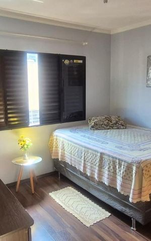 Casa à venda com 175m², 4 quartos e sem vaga Casa à venda com 175m², 4 quartos e sem vagaQuarto 2