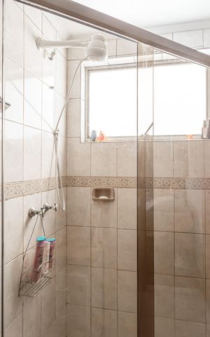 Apartamento à venda com 125m², 3 quartos e 1 vaga Apartamento à venda com 125m², 3 quartos e 1 vagaBanheiro da Suíte 1